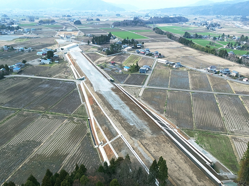 大野油坂道路蕨生地区擁壁盛土他整備工事