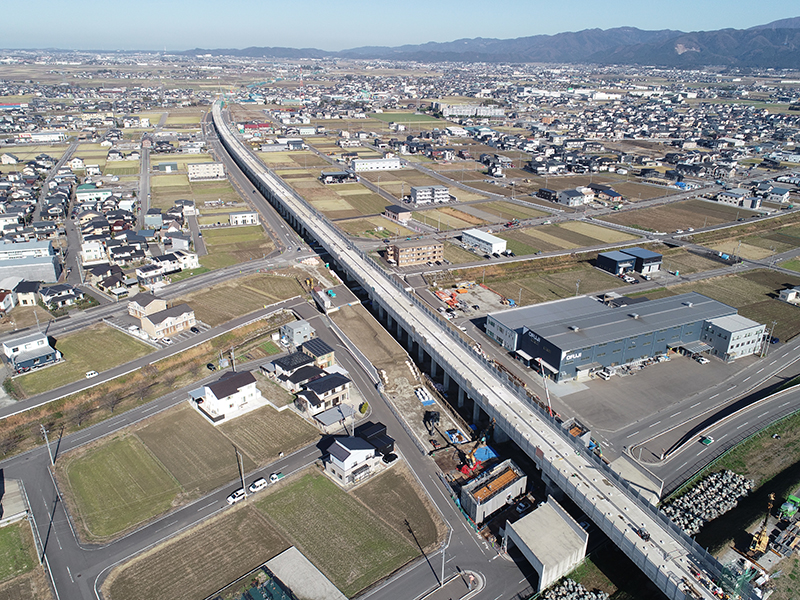 北陸新幹線、九頭竜川橋りょう他（鉄建・安部日鋼・清水組JV）