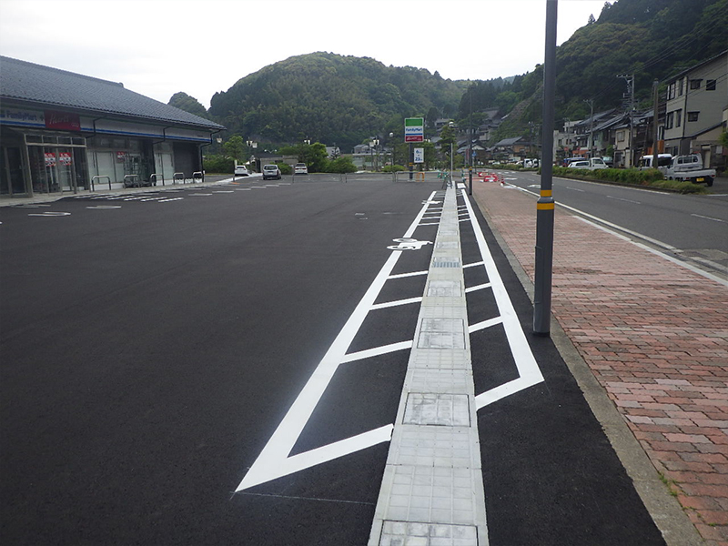 河野地区コンビニエンスストア一体型施設整備工事